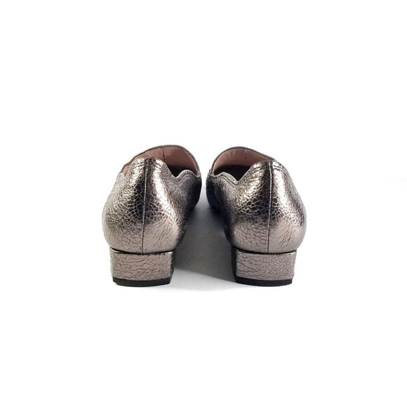 DONALD J PLINER Women's Icon Cracked Leather Metallic Bronze Loafers Sz 8 - Picture 12 of 15